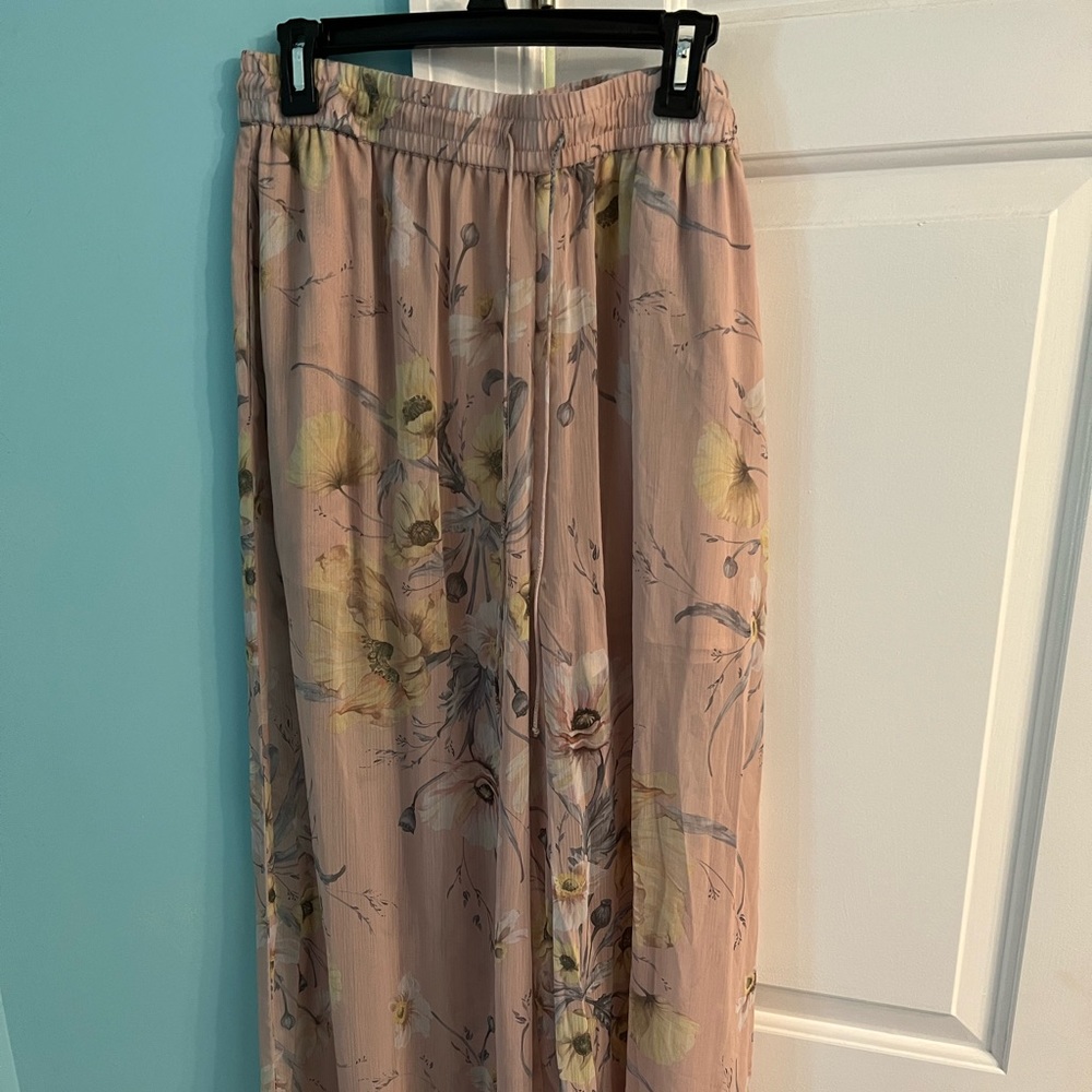 H&M Floral Pink Flowy Pants Size 16